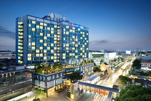 Lumire Hotel & Convention Centre, Book Hotel Cilandak Jakarta, nær Plaza Atrium