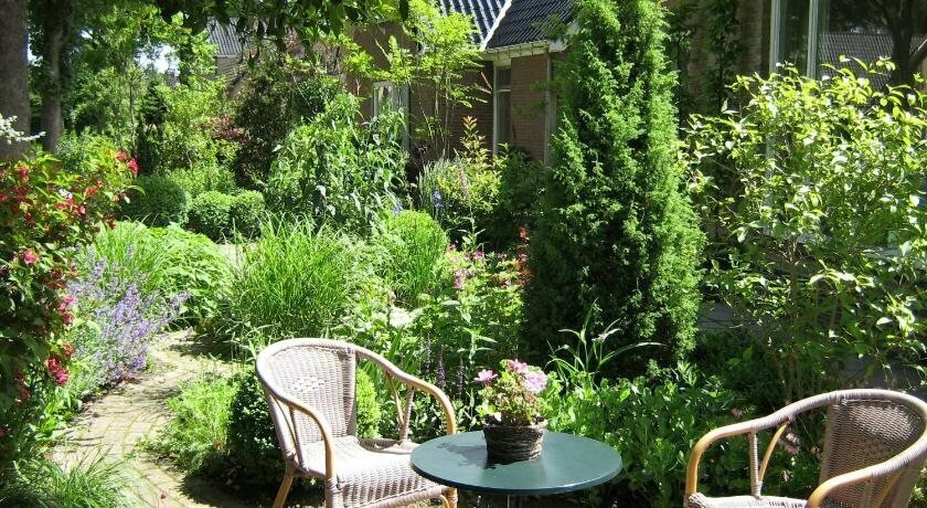 B&B De Esdoorn