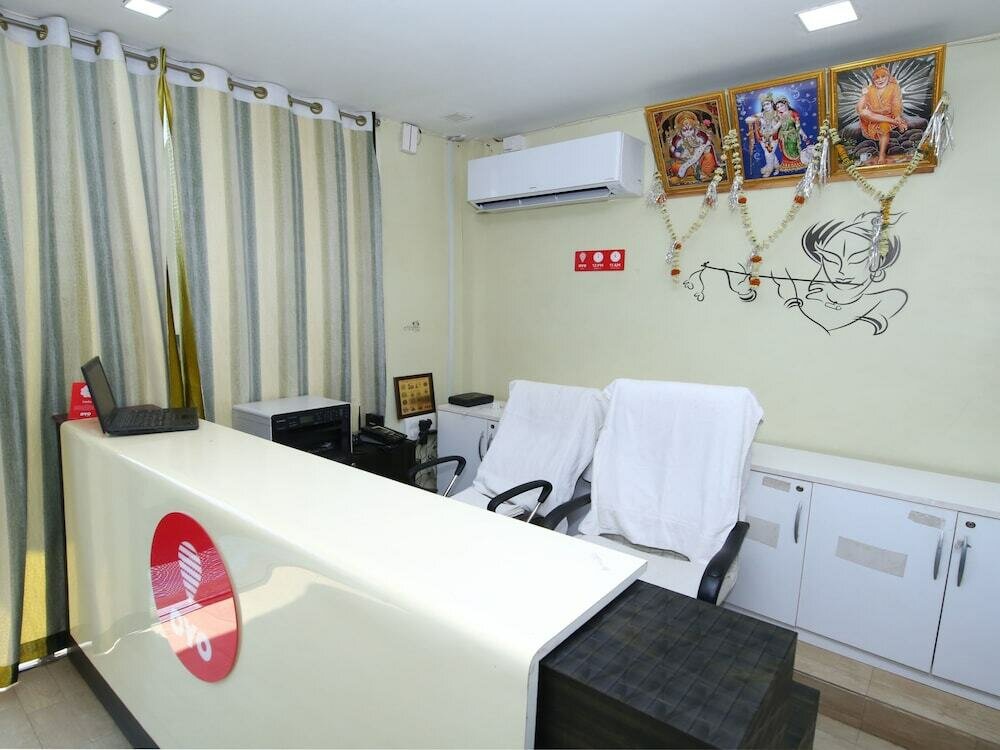 Hotel Shri Radha