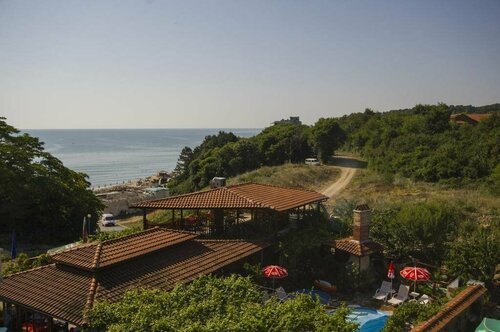 Hotel Coral, Забронировать Гостевой дом Обзор Побережье Варны