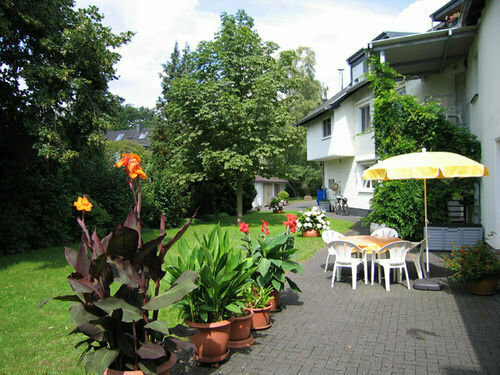 Hotel Garni Alt Refrath, Забронировать Отель Бергиш-Гладбах Bergisches Land