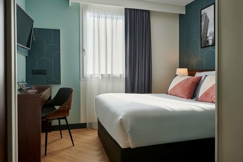 Expotel, Book Hotel Hoteller i Rhône-Alps med parkering, Parkering