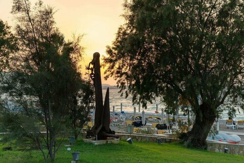 Dionysos Hotel, Reserva ahora Hotel Hoteles en Ixia con aparcamiento, Aparcamiento