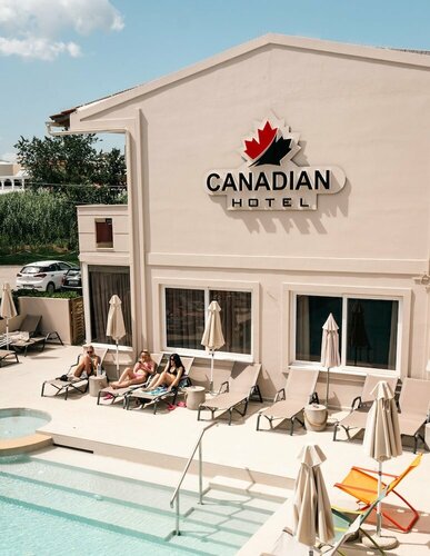 Canadian Hotel, Забронировать Отель Лаганас Закинф, рядом с Пляж Лаганас