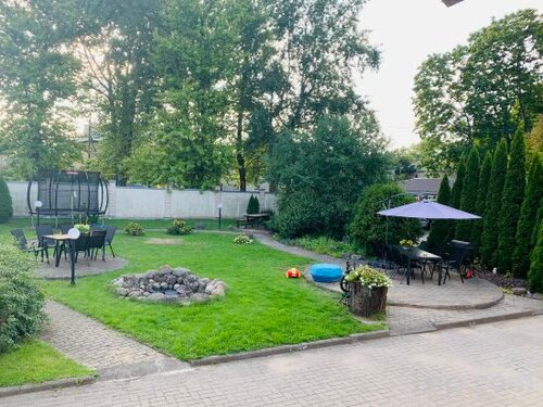 Duets, Boek Pension Daugavpils 