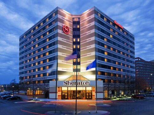 Sheraton Suites Chicago O'Hare, Rezervovat Hotel Rosemont Chicago