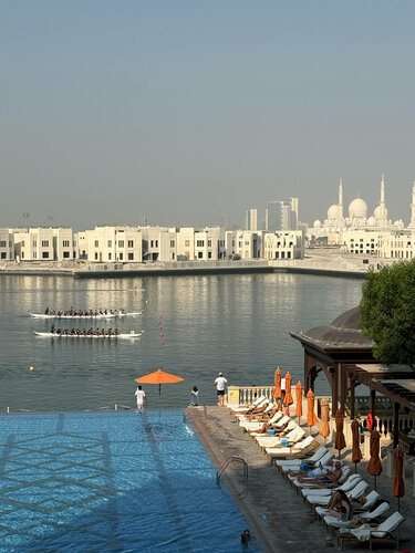 Shangri-La Hotel Apartments Qaryat Al Beri, Забронировать Отель Абу-Даби Эмират Абу-Даби