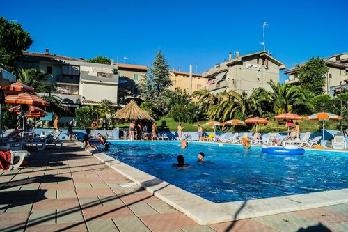 Pineto Resort, Book Ferieresort Hoteller i Pineto med parkering, Parkering