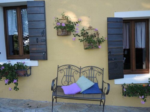 Agriturismo Le Noci, Забронировать Фермерский дом Отели Тарцо с парковкой, Парковка