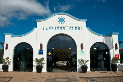 Relaxia Lanzasur Club - Aqualava Water Park, Забронировать Апарт-отель Плайя-Бланка Ланцароте