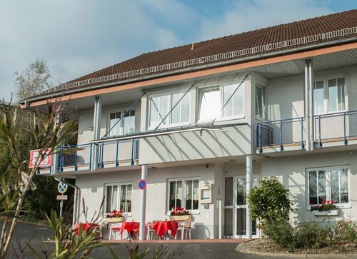 ibis Kassel Melsungen, Забронировать Отель Отели Мельзунген с парковкой, Парковка