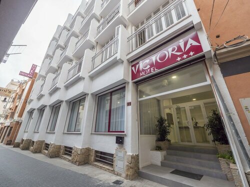 Hotel Victoria, Забронировать Отель Льорет-де-Мар Коста-Брава, рядом с D'en Plaja Castle