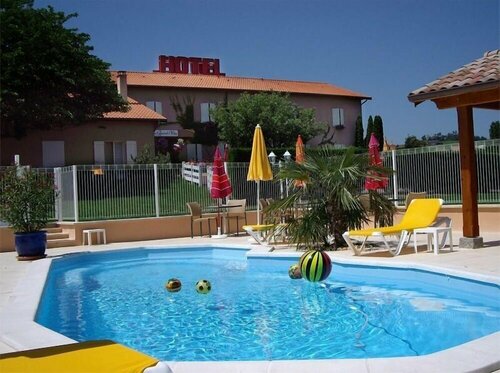 Logis Hotel Des Grands Vins, Prenota Hotel Hotel a Alvernia con piscina, Piscina