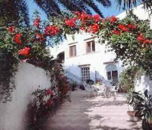 Hotel Tirreno Residence, Varaa Hotelli Procida Procida-saari