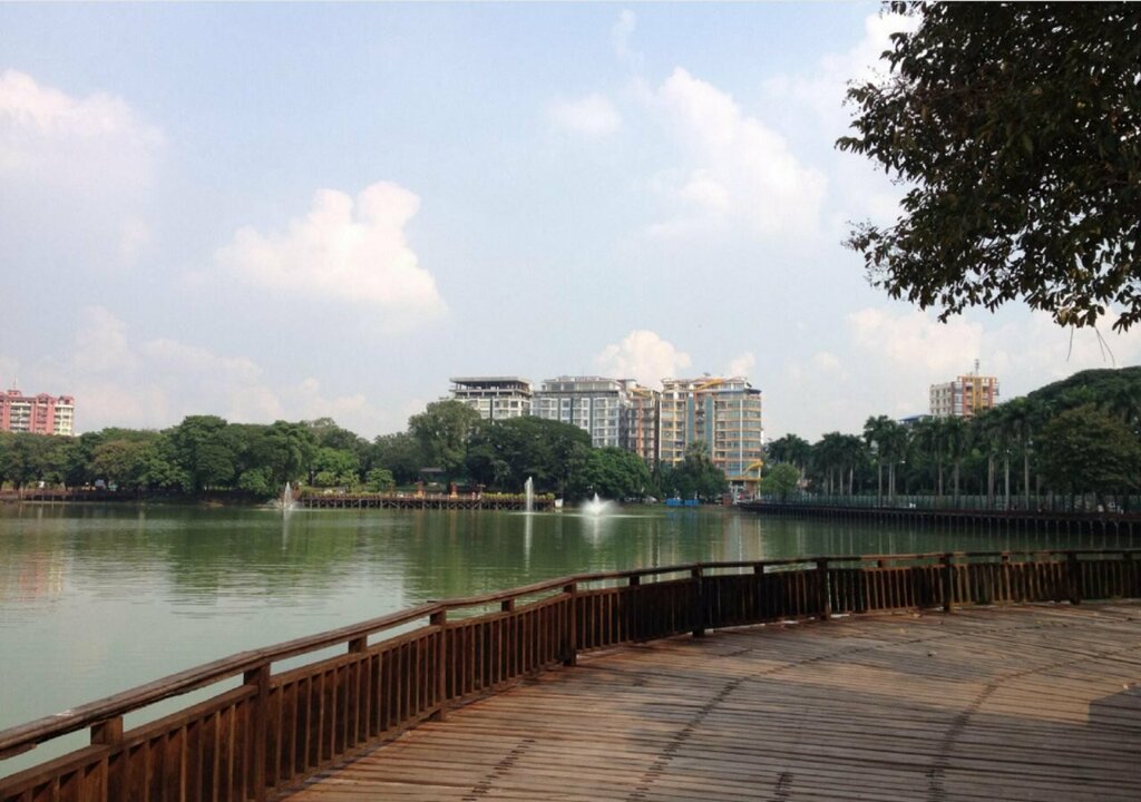 Esperado Lake View Hotel