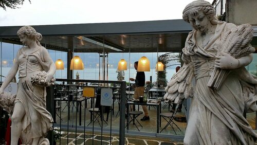 Hotel Meridiana, Забронировать Бутик-отель Отели в центре Беллано, в центре, Завтраки