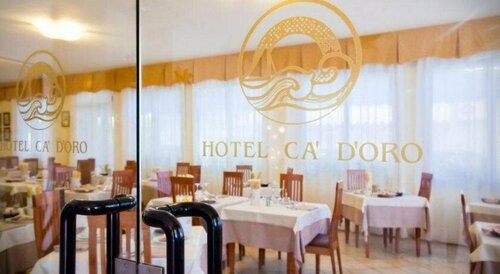 Hotel Ca DOro, Забронировать Отель Каорле Линьяно-Ривьера, рядом с Дарсена делл Оролоджо