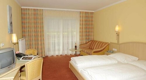 Landhotel Stofflerwirt, Забронировать Отель Отели Санкт-Михаэль-им-Лунгау 3 звезды, 3*