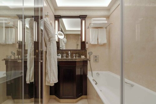 Hôtel Napoleon Paris, Забронировать Отель 8-й округ: Елисейские поля Париж