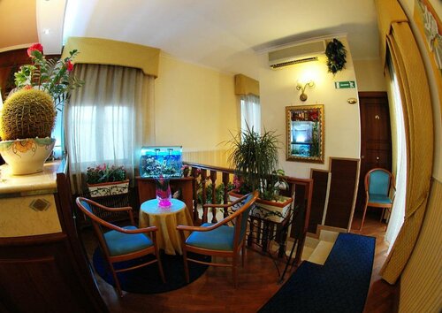 Hotel Kursaal, Забронировать Отель Фьера-Фуоригротта Неаполь