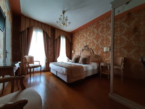 Murano Palace Bed & Breakfast, Забронировать Отель Мурано Венето