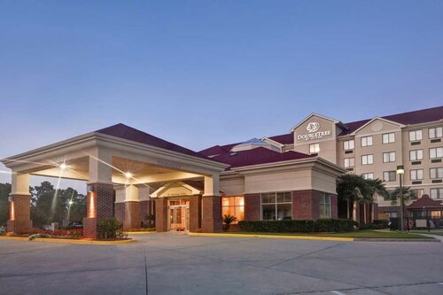 DoubleTree by Hilton Hattiesburg, MS, Забронировать Отель Хаттисберг Миссисипи