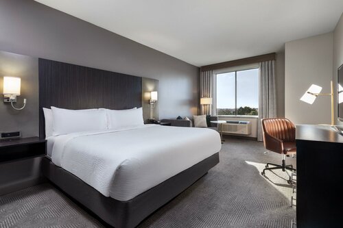 Holiday Inn Carlsbad - San Diego