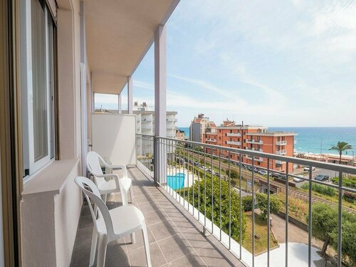 Hotel Villa Paolina, Забронировать Курортный отель Отели в центре Пьетра-Лигуре, в центре, Парковка