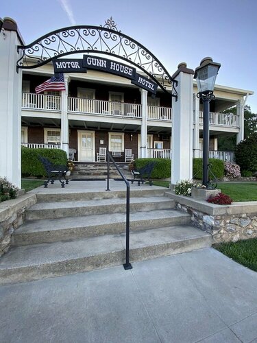 Gunn House Hotel, Đặt Khách sạn Sonora California