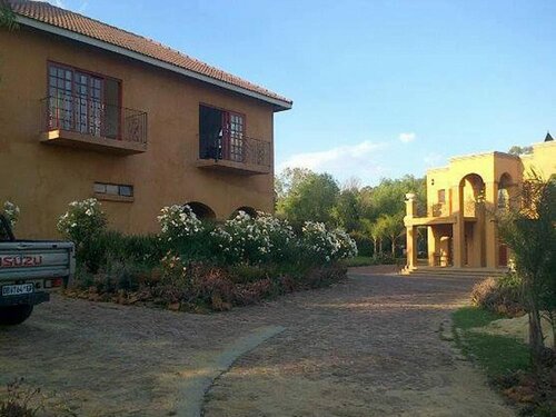 Tuareg Guest House, Reservar Casa de hóspedes Hotéis em Gauteng com Piscina, Piscina