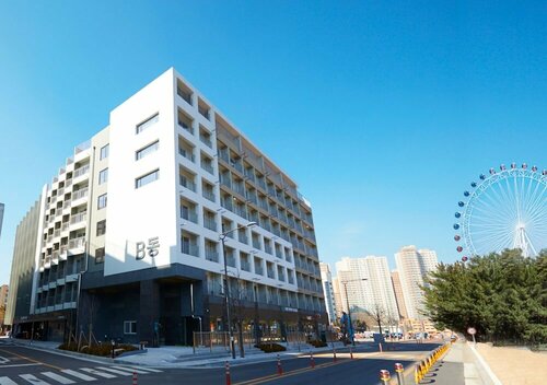 Sokcho Chonpines Beach Hotel, Забронировать Отель Отели Сокчхо с парковкой, Парковка