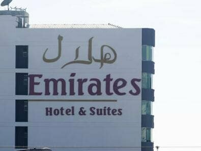 Emirates Hotel & Suites, Забронировать Отель Отели Сантана-ду-Ливраменту 3 звезды, 3*