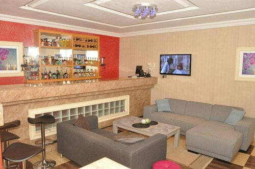 Ne-Yo Hotel and Suites, Prenota Hotel Hotel 3 stelle a Asaba, 3*