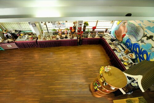 Hotel Queen Mandalay, Book Hotel Mandalay Myanmar, nær Sri Ganesh Temple