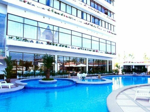 Tinidee Hotel Bangkok Golf Club, Забронировать Отель Отели Патхумтхани с парковкой, Парковка