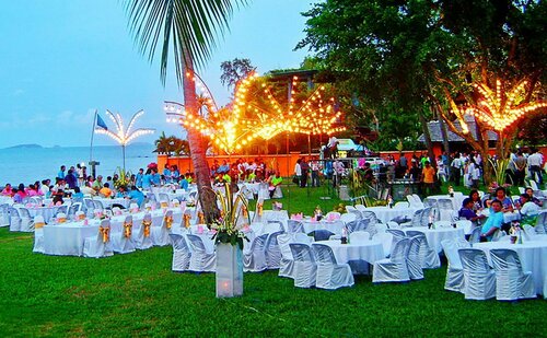 Rayong Resort Hotel, Забронировать Курортный отель Бан-Пхе провинция Районг, рядом с Национальный парк Кхао Лэм Я