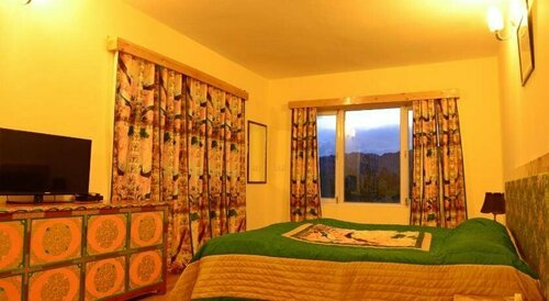 Hotel Lingzi - at the Mall Road & newly renovated, Забронировать Отель Отели Джамму и Кашмира с завтраком, Завтраки