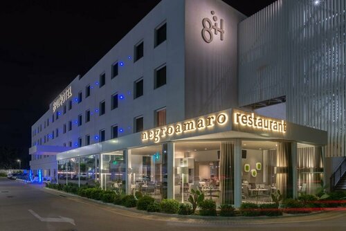 8Piuhotel, Забронировать Отель Лечче Саленто