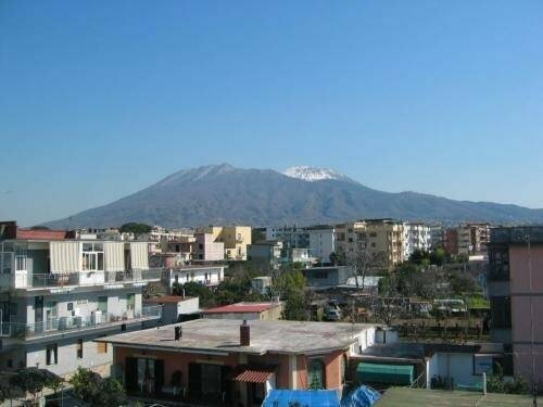 Faraone, Prenota Hotel Cercola Campania