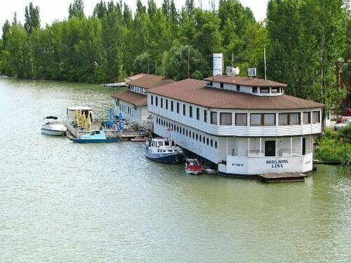 Botel Hotel Lisa, Забронировать Отель Отели Будапешта 3 звезды, рядом с Купальни Пештэржебет, 3*