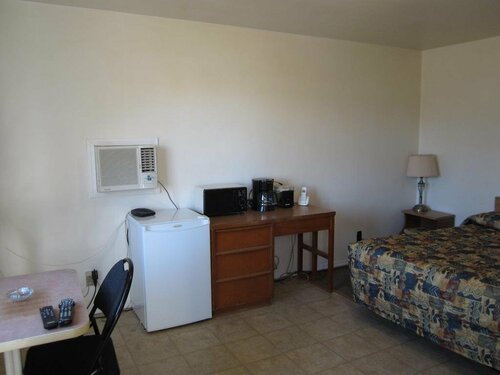 Midtown Motel & Suites, Book Motel Moncton New Brunswick