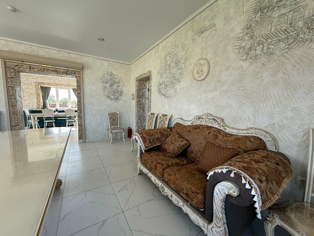 House Casa Blanca