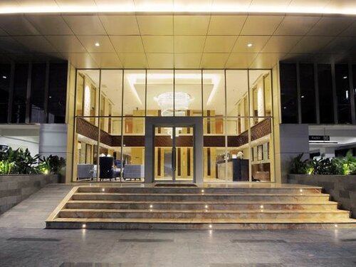 Louis Kienne Hotel Pandanaran, Đặt Khách sạn Khách sạn 4 sao tại Semarang, gần Simpang Lima, 4*