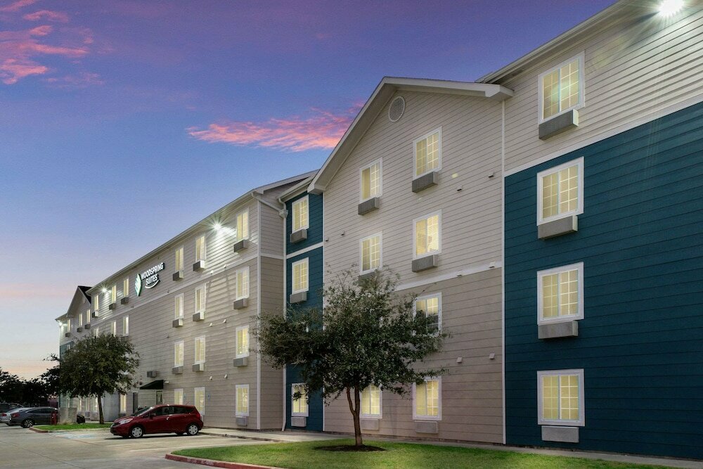 Woodspring Suites