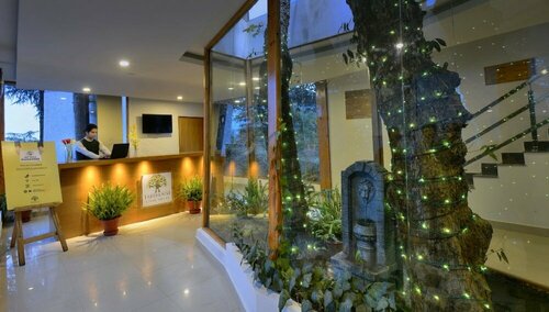 TreeHouse Chail Villas, Забронировать Отель Отели Дхарампур с парковкой, Парковка