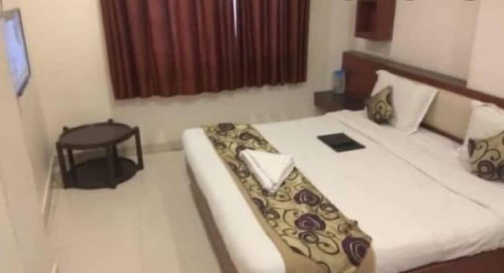 Hotel Durga Silver Line