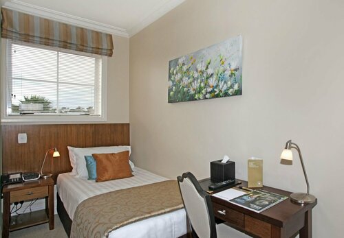 Tuakau Hotel, Reserva ahora Hotel  