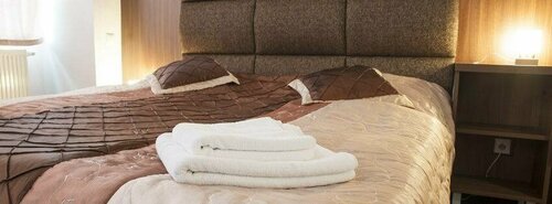 Hotel Branč, Забронировать Отель Отели Сеница с парковкой, Парковка