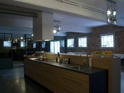 Cour 8 Lofts, Boek Hotel Limburg Hotels met Parkeerplaats, Parkeren