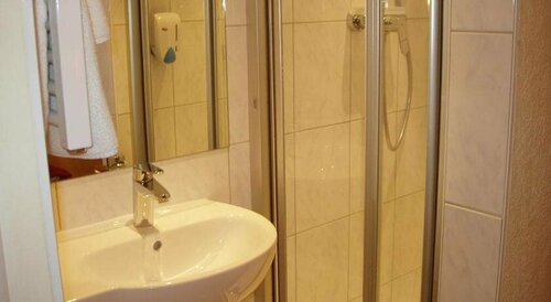 Gasthof-Pension Alt Kirchheim, Забронировать Отель Бад-Клайнкирххайм Bad Kleinkirchheim - Nock Mountains National Park, рядом с Термальный спа-центр St. Kathrein